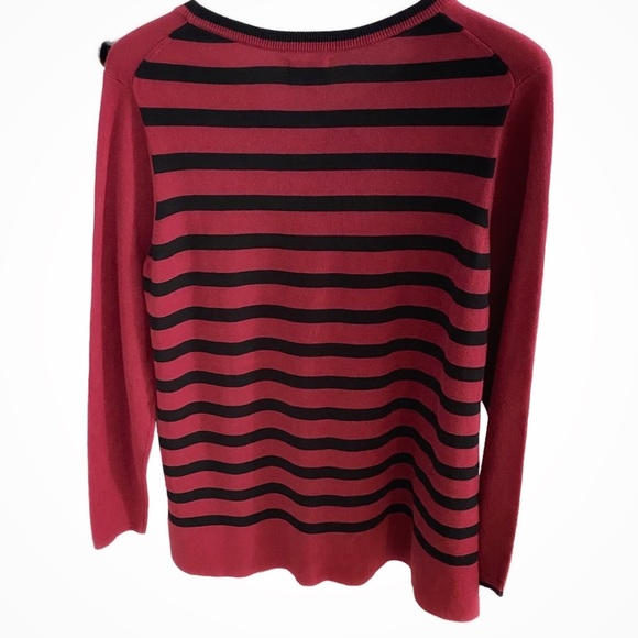 Crown & Ivy Cranberry Multicolor Intarsia Star Sweater With Stripes, Size Large - Picture 3 of 14
